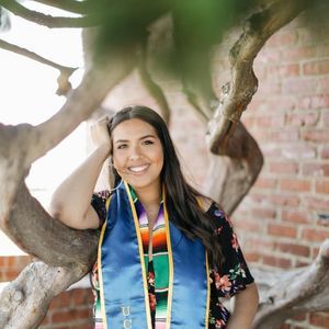 Meet your Posher, Ana